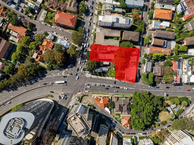 The Bondi properties owned by Ms Sher’s two companies and Ms Rasko’s company are located on a lucrative parcel on Bondi Road and Old South Head Road.