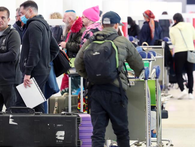 MELBOURNE, AUSTRALIA - NewsWire Photos, AUGUST 1, 2022. Qantas domestic in Melbourne returns to normal after overnight and early morning delays due to a computer problem. Picture: NCA NewsWire / David Crosling