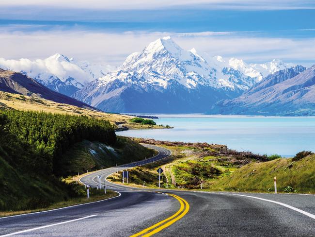 Aoraki & Lake Pukaki. New Zealand touring for Phil Hoffmann Travel in Escape 29/1/17