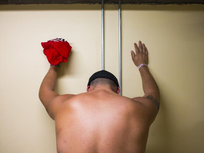 A man waits during lockdown at the Tropicana Las Vegas. Picture: Chase Stevens/Las Vegas Review-Journal via AP