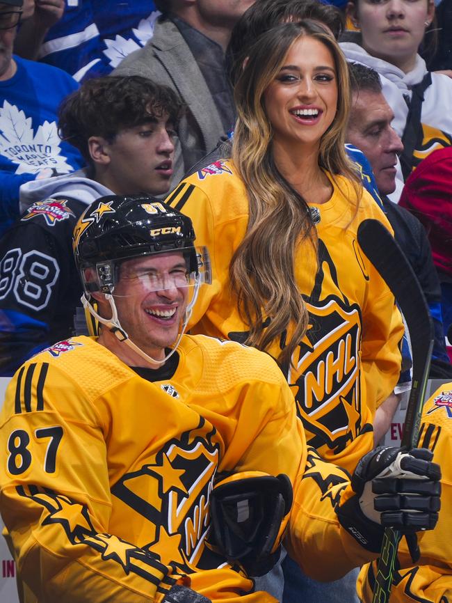 Tate McRae and Sidney Crosby of the Pittsburgh Penguins. Picture: Getty