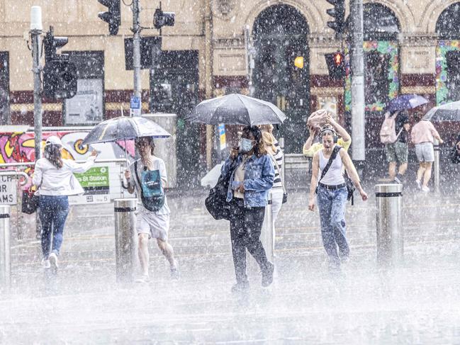 Heavy rain lashed Melbourne on Wednesday. Picture: Wayne Taylor