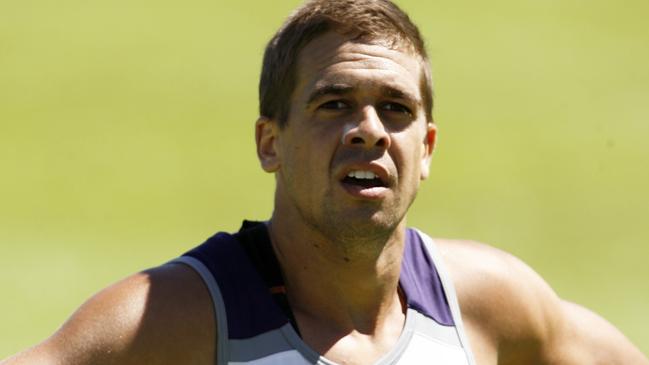 Sadly, popular Fremantle Dockers cheapie Stephen Hill is injured again.