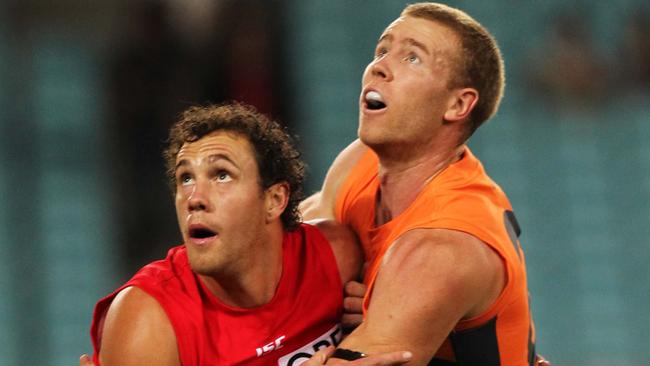 Shane Mumford rucks for his former team in the Battle of the Bridge.