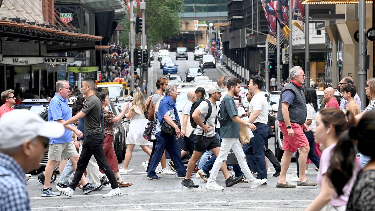 Christmas hours in Sydney, Melbourne Woolworths, Coles, Aldi, Kmart