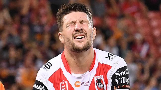 Gareth Widdop of the Dragons is taken from the field injured during the Round 3 NRL match between the Brisbane Broncos and St George Illawarra Dragons at Suncorp Stadium in Brisbane, Thursday, March 28, 2019. (AAP Image/Dave Hunt) NO ARCHIVING, EDITORIAL USE ONLY