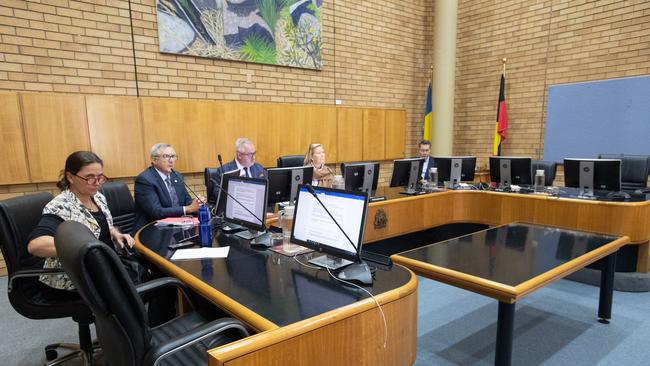 Reconvened Coffs council meeting , black banned by four of the eight councillors. 26 July 2019