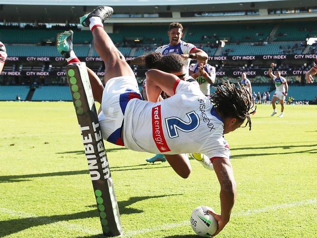 SYDNEY, AUSTRALIA - MARCH 12:  Dominic Young of the Knights scores a try during the round one NRL match between the Sydney Roosters and the Newcastle Knights at Sydney Cricket Ground, on March 12, 2022, in Sydney, Australia. (Photo by Matt King/Getty Images)