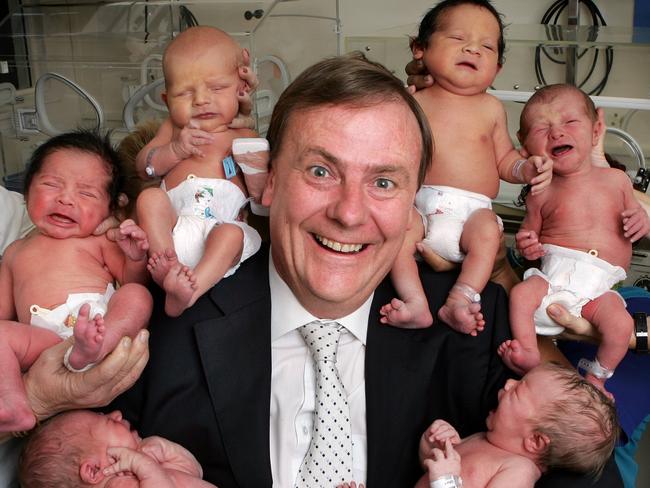 Baby bonus story. National Treasurer Peter Costello with new born babies at Royal Women's Hospital. Digital image.  HS25