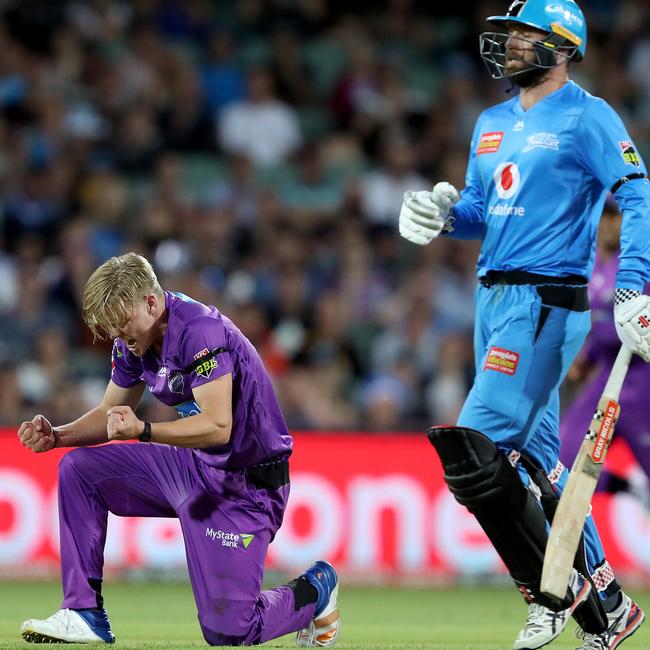 Nathan Ellis of the Hobart Hurricanes celebrates the wicket of Michael Neser of the Adelaide Strikers during the Big Bash League match between the Adelaide Strikers and the Hobart Hurricanes at the Adelaide Oval on January 26, 2020 in Adelaide, Australia. (Photo by James Elsby/Getty Images)