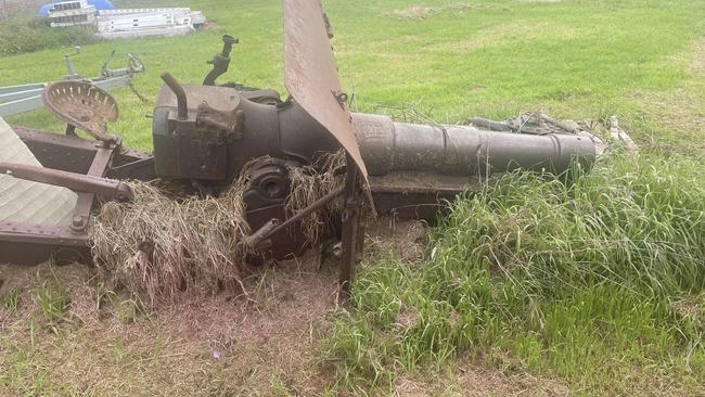 One of the cannons removed from Cannon Hill for repairs in 2020, is believed to be sitting in a storage facility on Watson St and Braithwaite St. Picture: Juli-Anne Grauer: Facebook