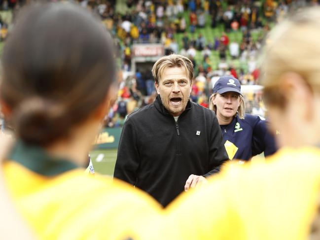 MELBOURNE, AUSTRALIA - NOVEMBER 12: Matildas coach Tony Gustavsson speaks with the players after the International friendly match between the Australia Matildas and Sweden at AAMI Park on November 12, 2022 in Melbourne, Australia. (Photo by Darrian Traynor/Getty Images)