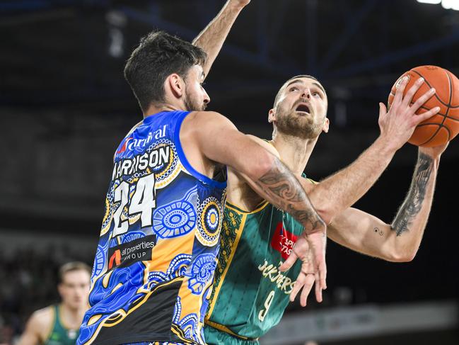 LAUNCESTON, AUSTRALIA - NOVEMBER 04: Jack McVeigh of the Jackjumpers looks to shoot during the round six NBL match between Tasmania Jackjumpers and Brisbane Bullets at The Silverdome, on November 04, 2023, in Launceston, Australia. (Photo by Simon Sturzaker/Getty Images)