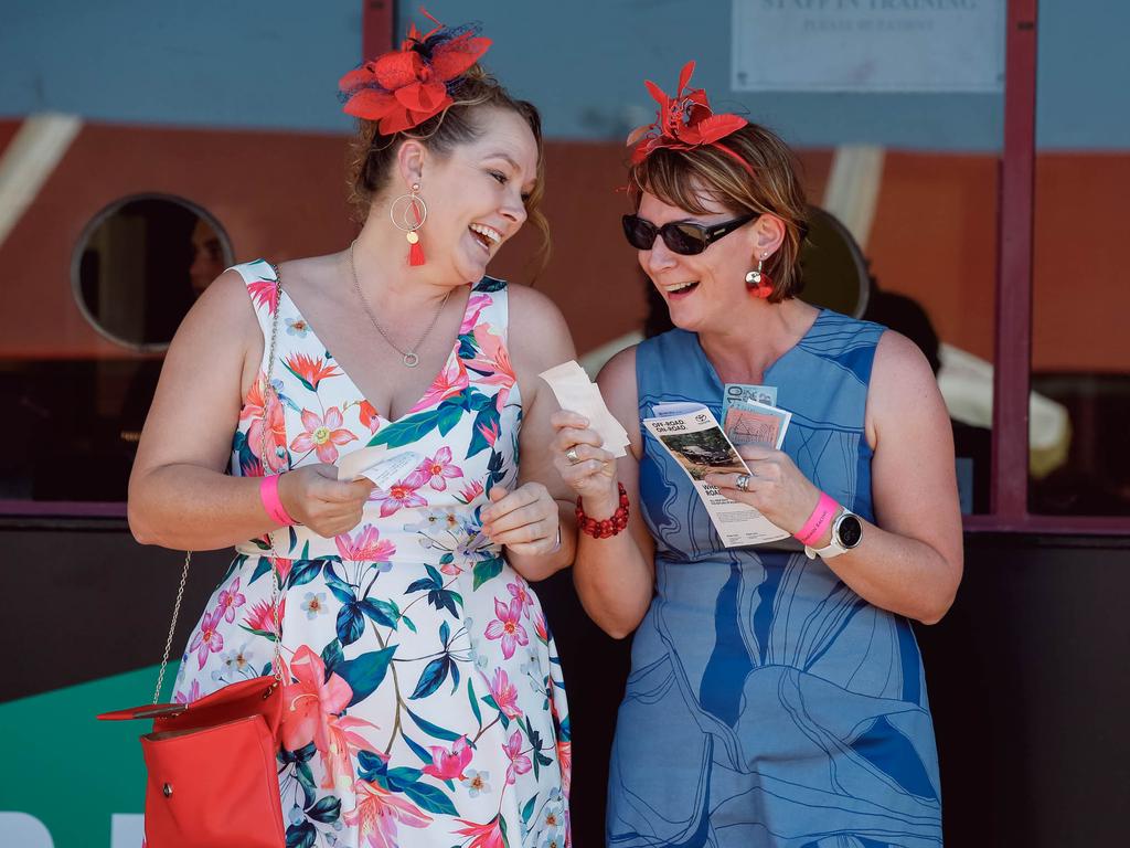 Sharnie Short (L) and Belinda Shaw at Bridge Toyota Ladies Day . Picture GLENN CAMPBELL