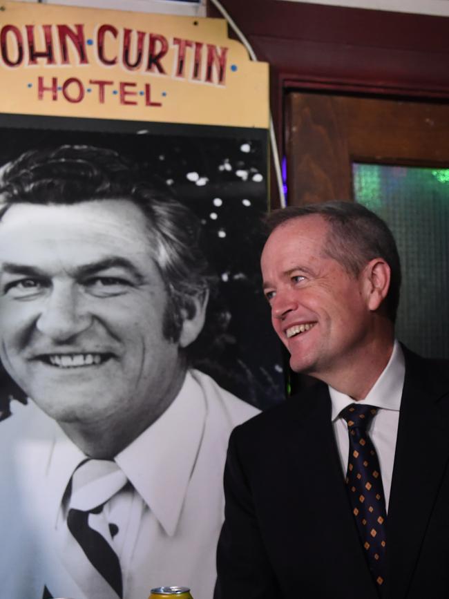 Bill Shorten also paid tribute to Bob Hawke while on the election trail in Melbourne. Picture: AAP/Lukas Coch