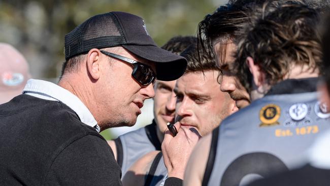 Simon Maddern addresses his players during Saturday’s win over Brighton. Picture: Brenton Edwards