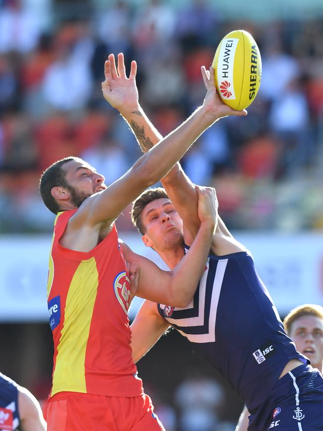 Lobb is of interest to Gold Coast as it chases an experienced big man.