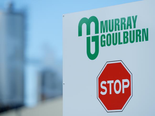 A car parking stop sign for the Murray Goulburn manufacturing facilities behind houses in Rochester, Wednesday, May 3, 2017. (AAP Image/Tracey Nearmy) NO ARCHIVING