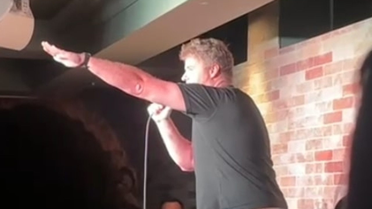 Comedian’s alleged Nazi salute joke lands flat