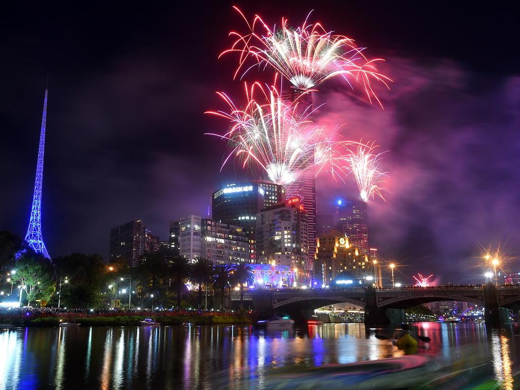 What’s open on New Year’s Day in Melbourne, public transport timetable | Herald Sun