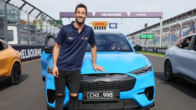 Daniel Ricciardo with the Ford Mustang Mach-E