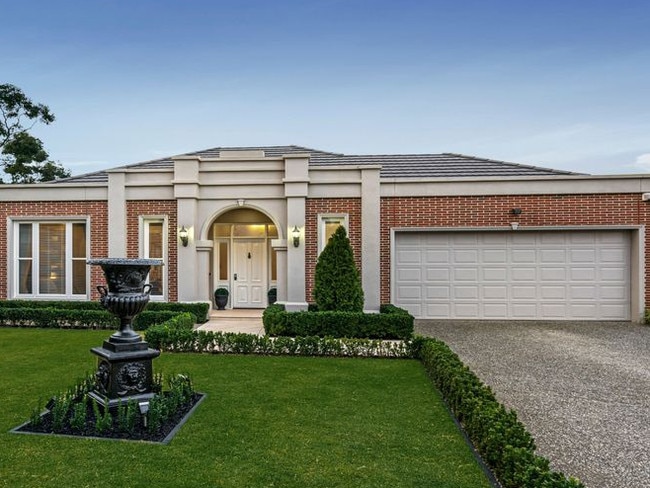 28 Twin Creek Court, Sunbury - for Herald Sun real estate