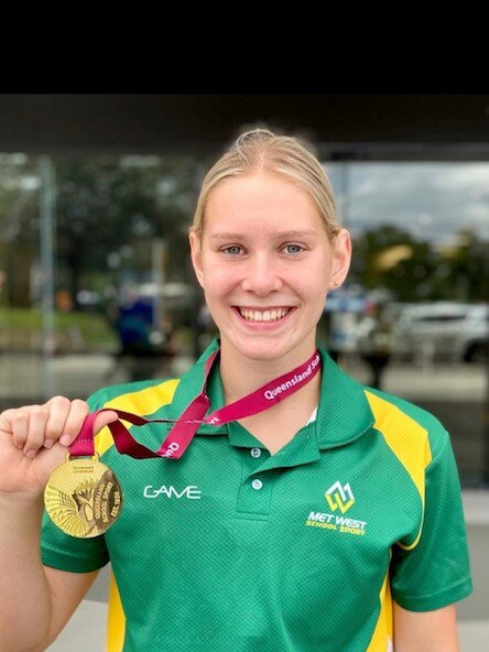 Charlize Goody of Ipswich Girls Grammar School, Gold in Javelin, Discus, Shot Put and medals in Hammer and Hurdles.