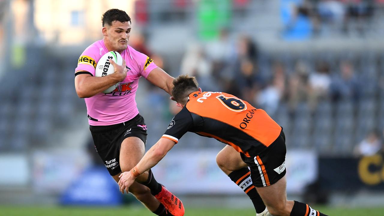 Greg Bird of the Gold Coast Titans in action during their round 25 NRL game  against the Penrith Panthers at Cbus Super Stadium on the Gold Coast,  Saturday, Aug. 27, 2016. (AAP