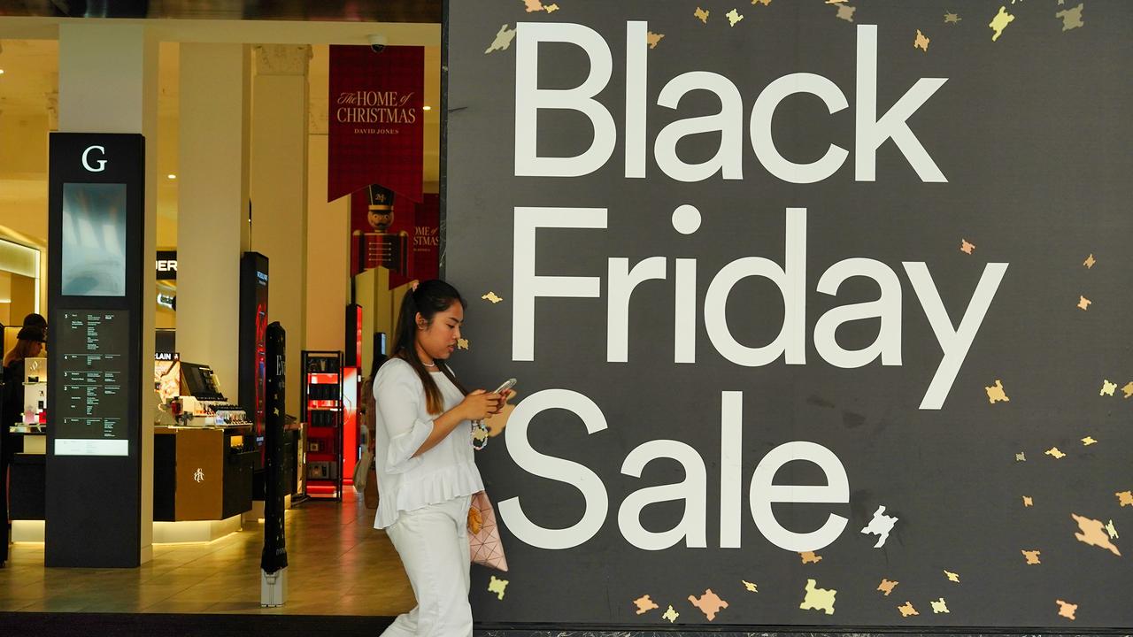 Retail sales disappoint despite Black Friday boost