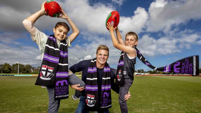 Nick Riewoldt with Daniel Milani, 10, and Joel Waddington, 11, who have Severe Aplastic Anaemia. Picture: Tim Carrafa