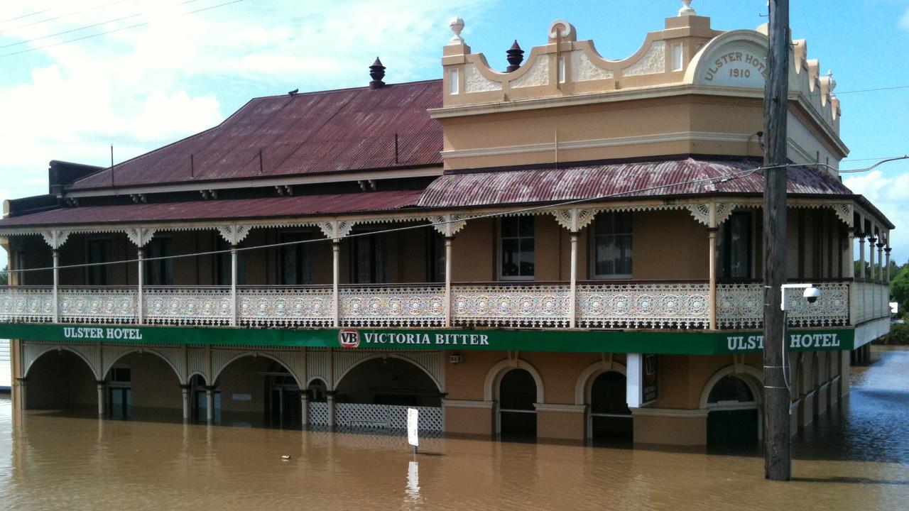 The Ulster Hotel during the 2011 flood in Ipswich.