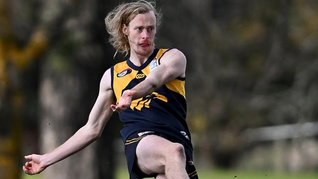 Mitchell Andrews in action for Whittlesea. Picture: Andy Brownbill