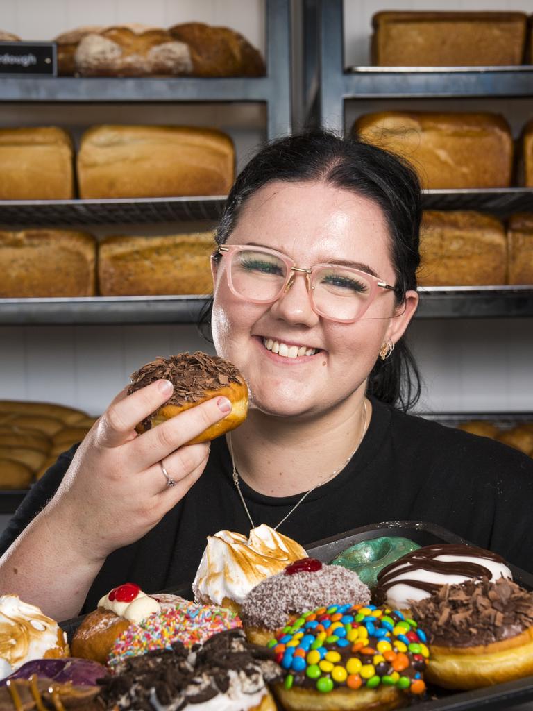 Liberty McManus as Windmill Bakery opens at Toowoomba Plaza, Monday, November 22, 2021. Picture: Kevin Farmer