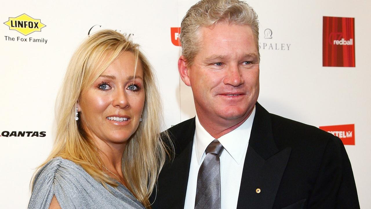 Lee had to deliver the shattering news to Jones’ wife Jane. Picture: Getty Images