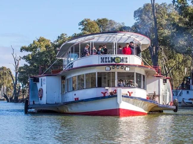 Paddle Steamer Melbourne as it is today a passenger boat at Mildura