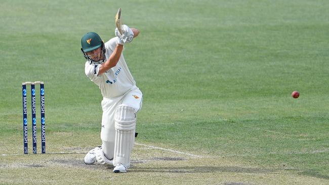 Lawrence Neil-Smith upped the Tigers’ run rate, hitting 31 from 60 balls. Steve Bell/Getty