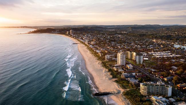 Lifesavers are urging beach goers to listen to life savers during Easter.