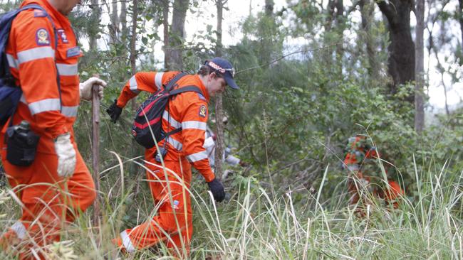 SES and police search for clues and information into the disappearance of Tina Greer. Picture: Sarah Harvey / The Queensland Times