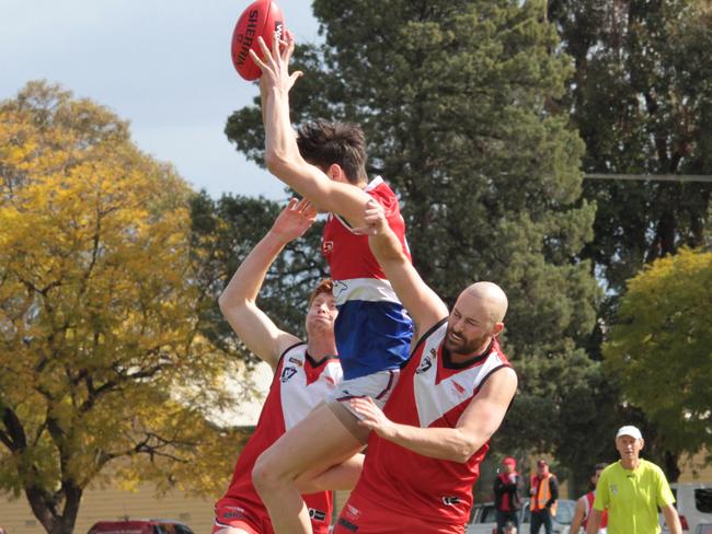 Jarrod Brander takes a towering mark for Wentworth. Picture: Glenn Milne