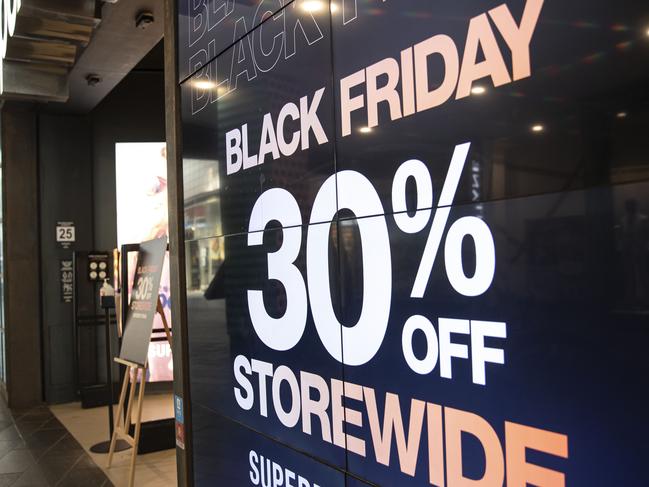 SYDNEY, AUSTRALIA - NewsWire Photos NOVEMBER 24, 2021 - Shops were busy in Sydney ahead of the Black Friday sale this week. Picture: NCA NewsWire / Christian Gilles