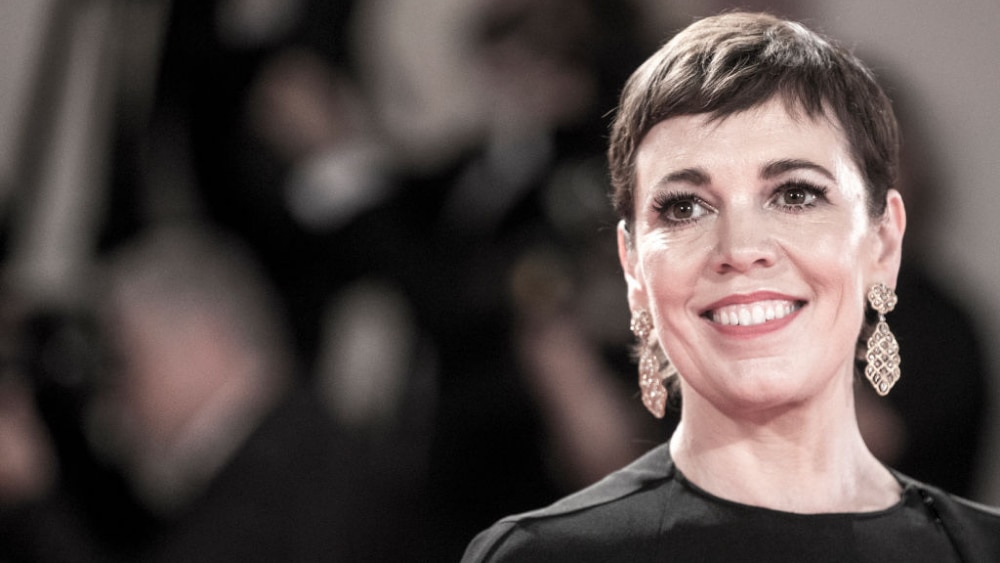 Olivia Colman I Was Eating Cake And Pizza In A Nightie Trying To