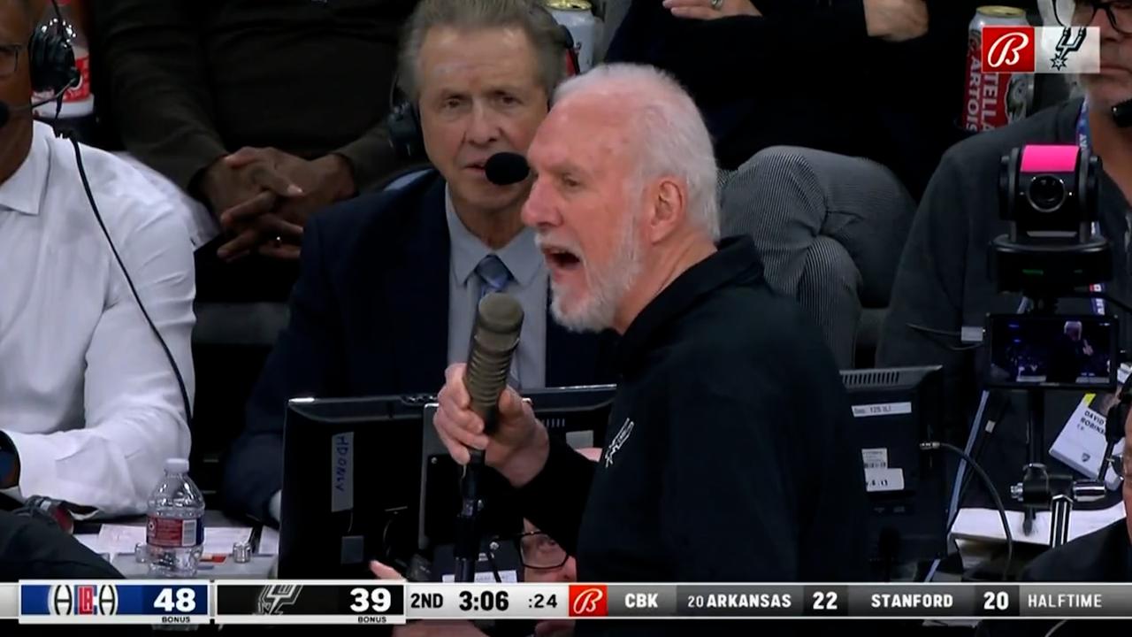 Gregg Popovich tells Spurs fans to stop booing Kawhi Leonard