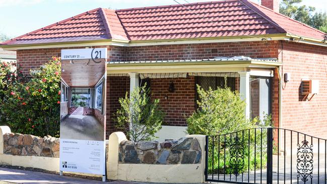 Homes in some parts of the country are taking double the time to sell than they did in January last year. Picture: NCA NewsWire /Brenton Edwards