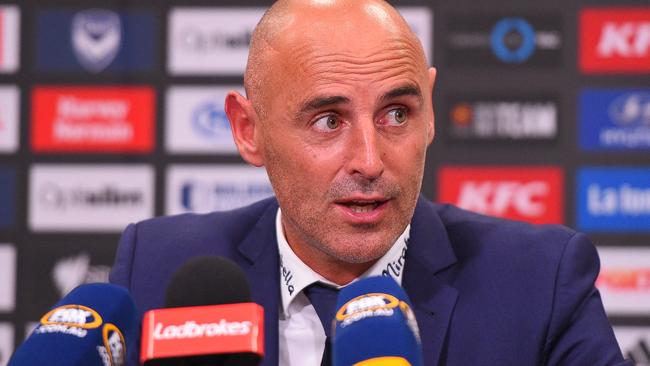 Coach Kevin Muscat of Melbourne Victory