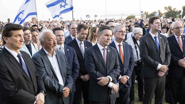 Federal minister Mark Butler (centre) represented the Prime Minister at the vigil. Picture: NCA NewsWIRE / Monique Harmer