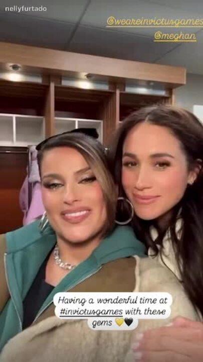 Harry photobombs Meghan Markle's selfie