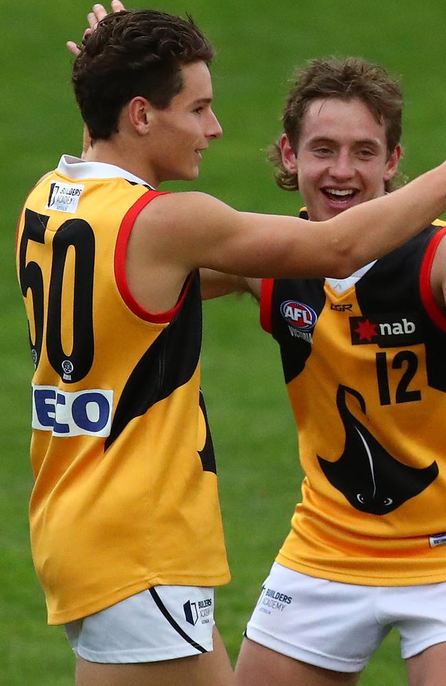 Lachie Williams (left) is training with the Stingrays.