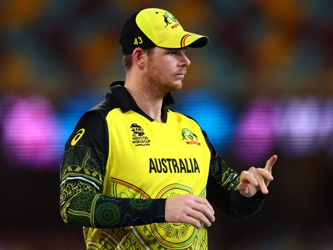 Australia's Steve Smith reacts after a successful catch of Ireland's Harry Tector during the ICC men's Twenty20 World Cup 2022 cricket match between Australia and Ireland at The Gabba on October 31, 2022 in Brisbane. (Photo by Patrick Hamilton / AFP) / -- IMAGE RESTRICTED TO EDITORIAL USE - STRICTLY NO COMMERCIAL USE --