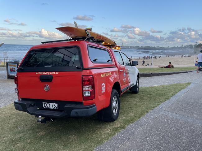 Four people rescued off North Wollongong Beach