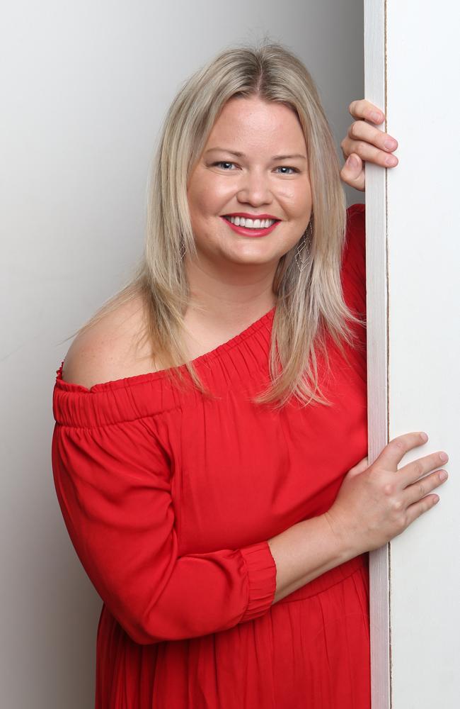 Ange Anderson is a newsreader and celebrant. (AAP Image/Richard Waugh)